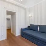 Lägenhetshotell Deribasivska 10 Luxury