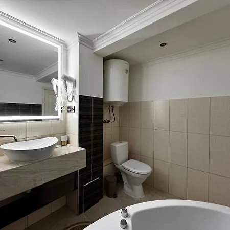 Deribasivska 10 Luxury מלון דירות