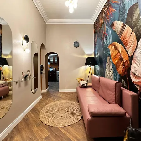 Deribasivska 10 Luxury Apartment Odesa
