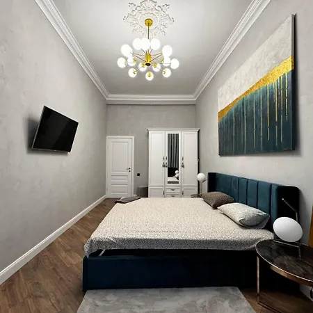 Apartment Deribasivska 10 Luxury