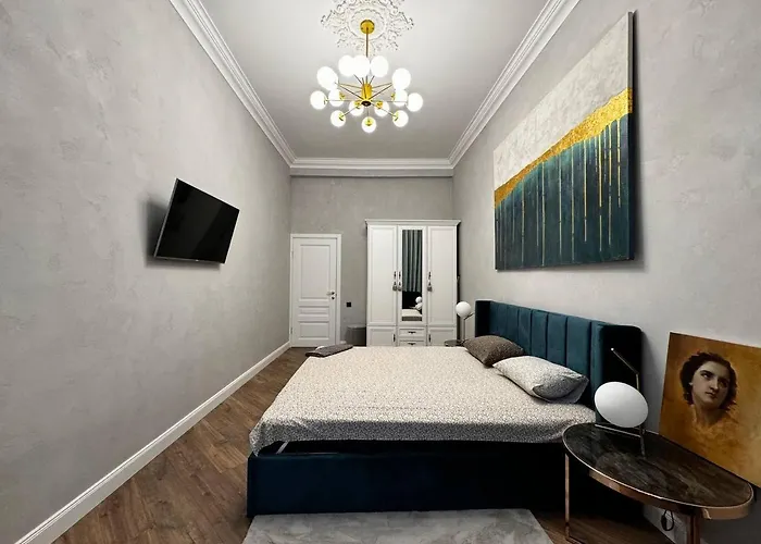 Апарт-отель Deribasivska 10 Luxury