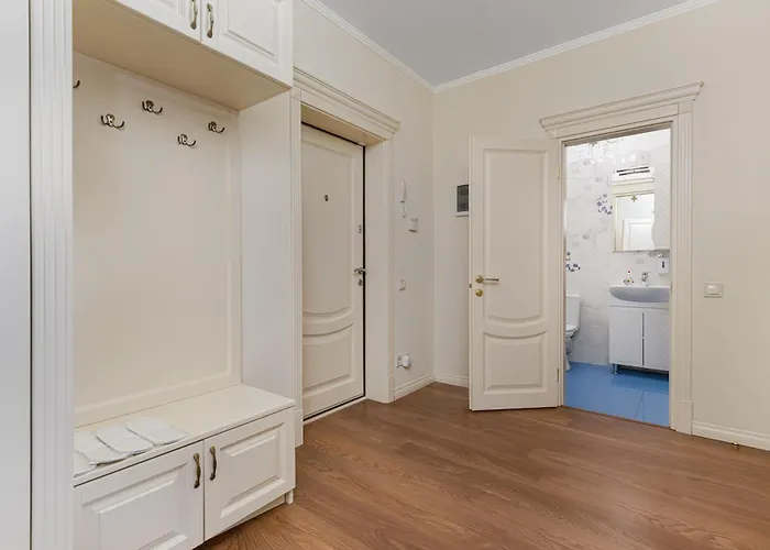 Deribasivska 10 Luxury 4*