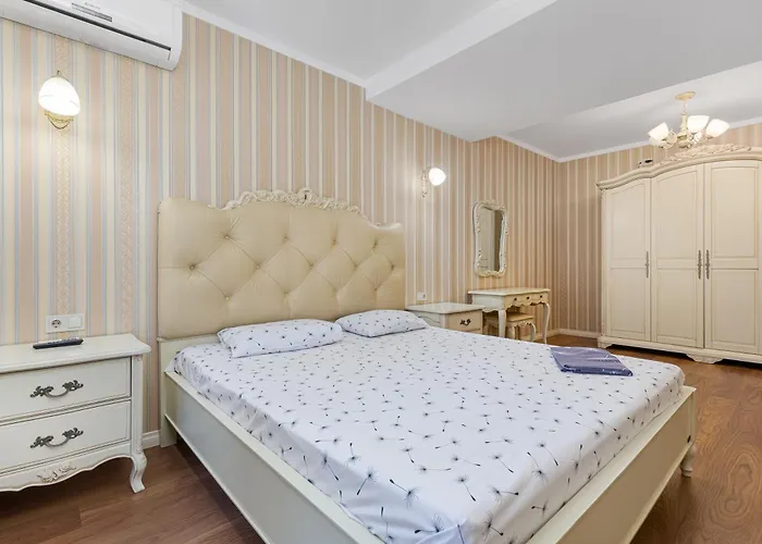 Aparthotel Deribasivska 10 Luxury Odesa