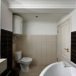 Deribasivska 10 Luxury 4* Odessza